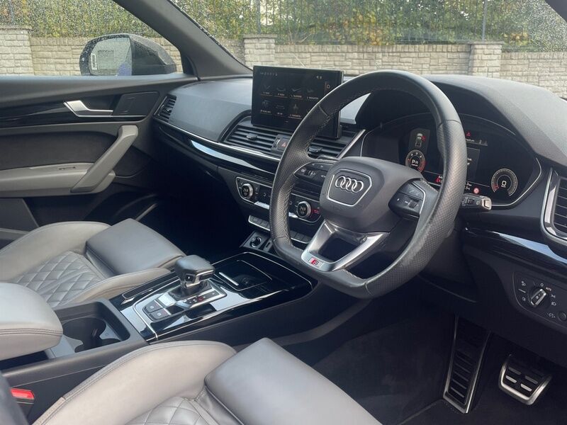 More views of Audi Q5