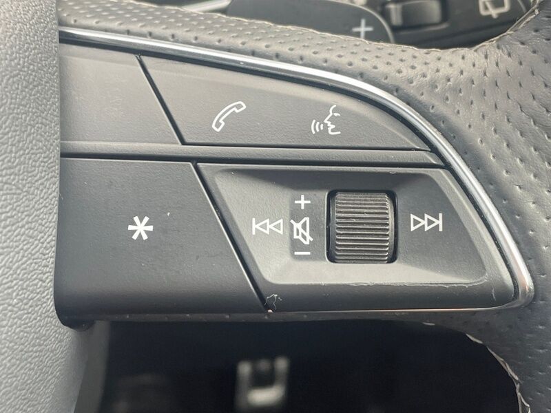 More views of Audi Q5