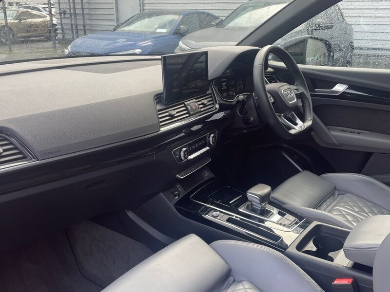 More views of Audi Q5