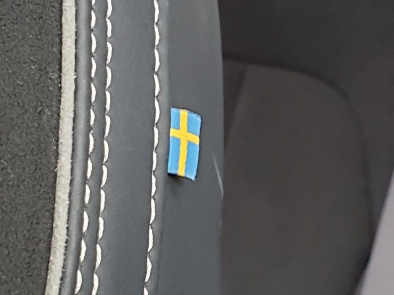 More views of Volvo XC40