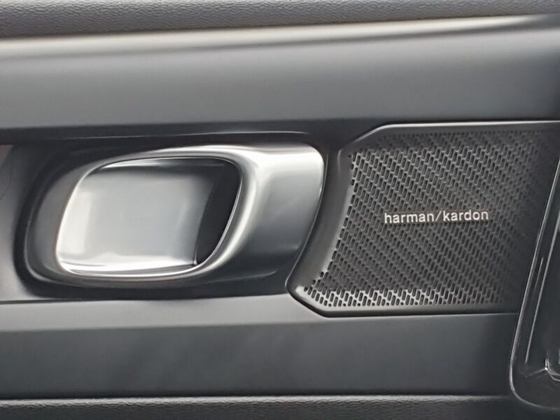 More views of Volvo XC40