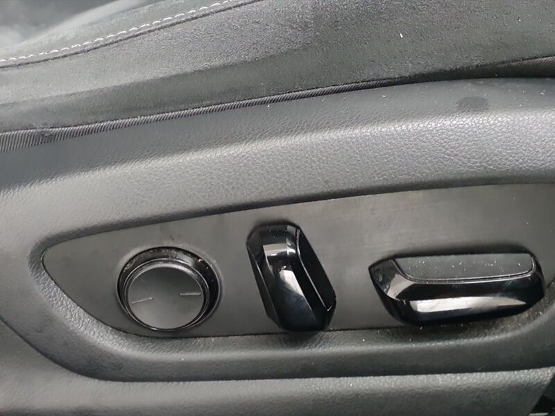 More views of Lexus UX