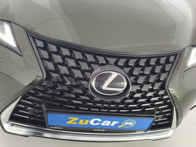 More views of Lexus UX