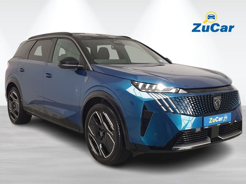 More views of Peugeot 5008