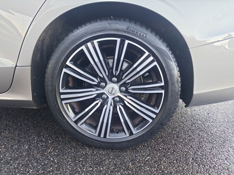 More views of Volvo S60