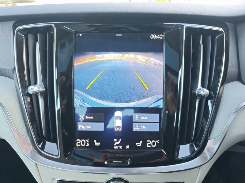 More views of Volvo S60