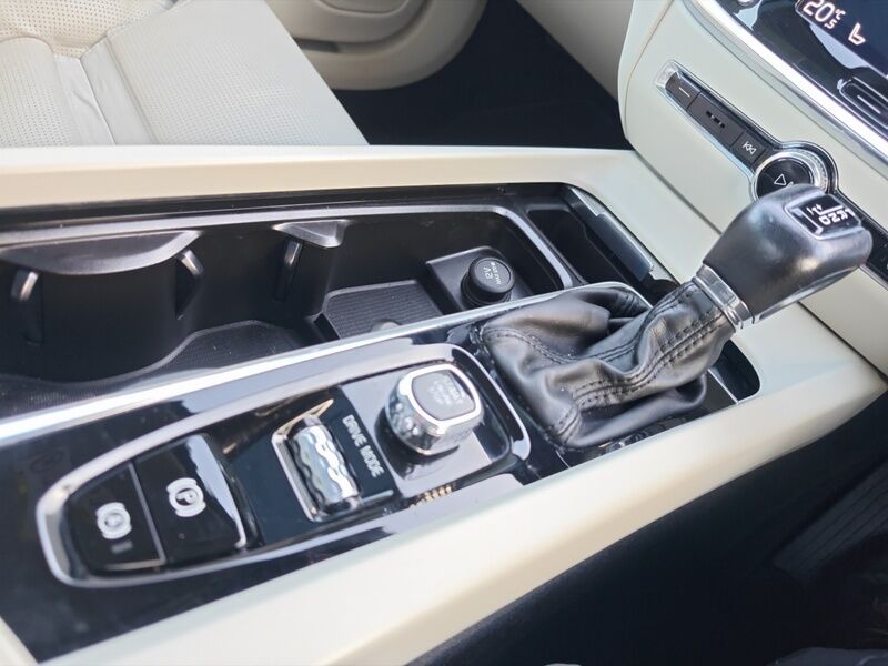 More views of Volvo S60