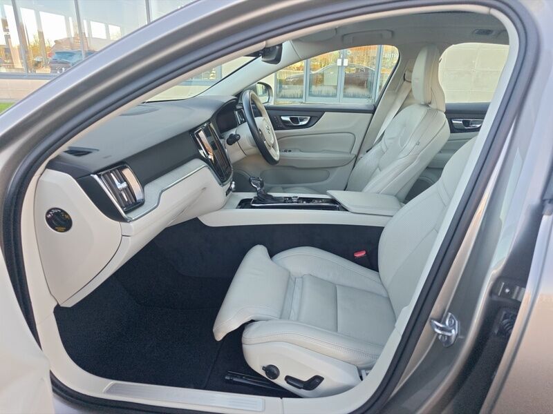 More views of Volvo S60