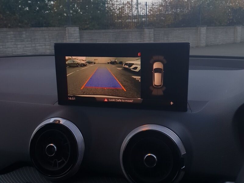 More views of Audi Q2