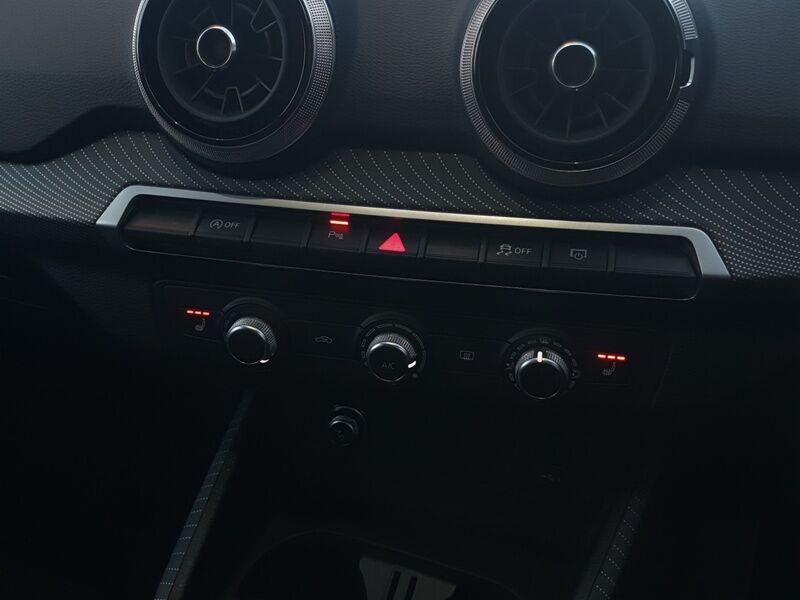 More views of Audi Q2