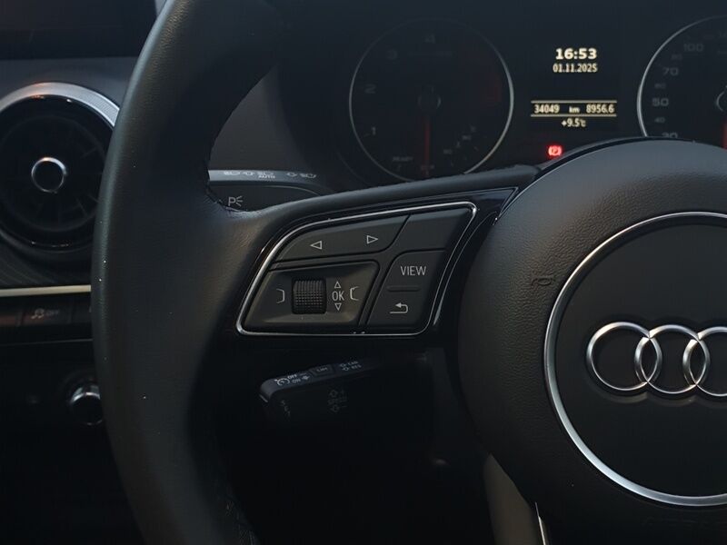 More views of Audi Q2