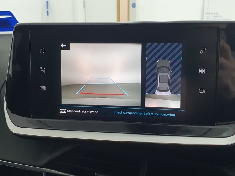 More views of Peugeot 2008