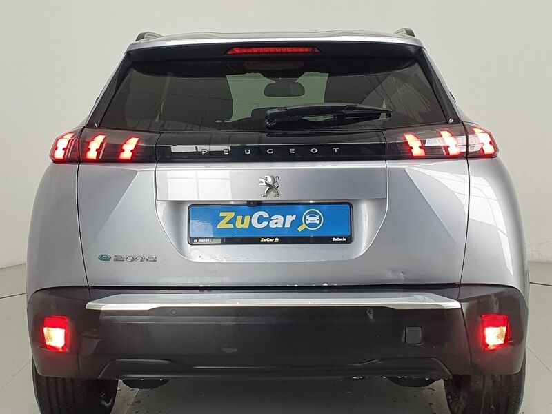 More views of Peugeot 2008