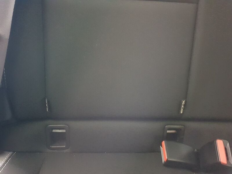 More views of Renault Clio