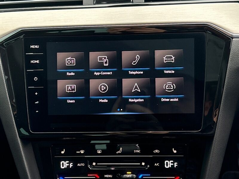 More views of Volkswagen Passat