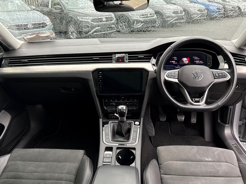 More views of Volkswagen Passat