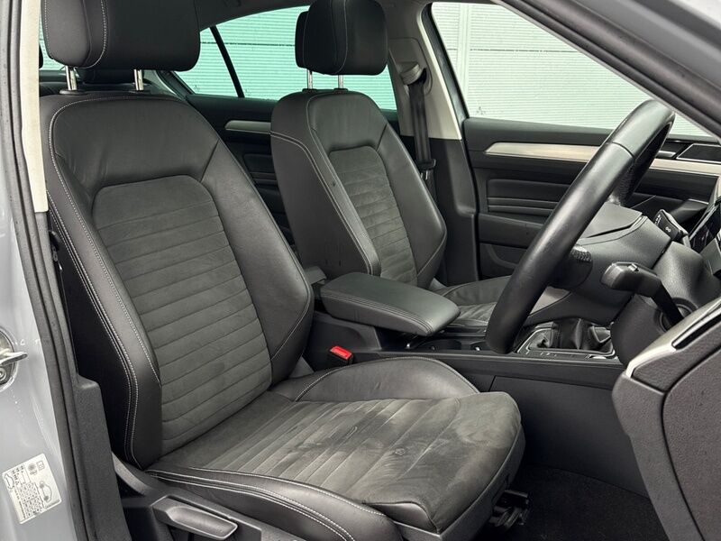 More views of Volkswagen Passat