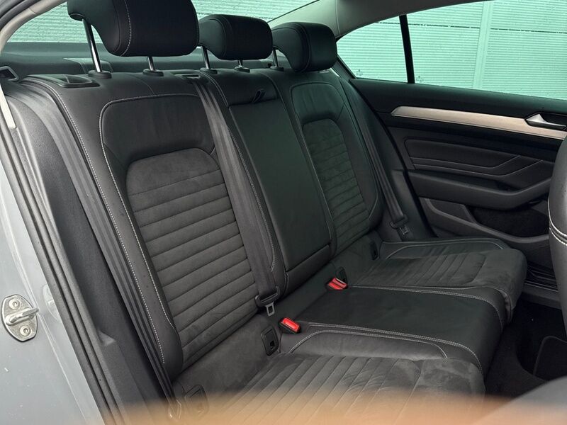 More views of Volkswagen Passat