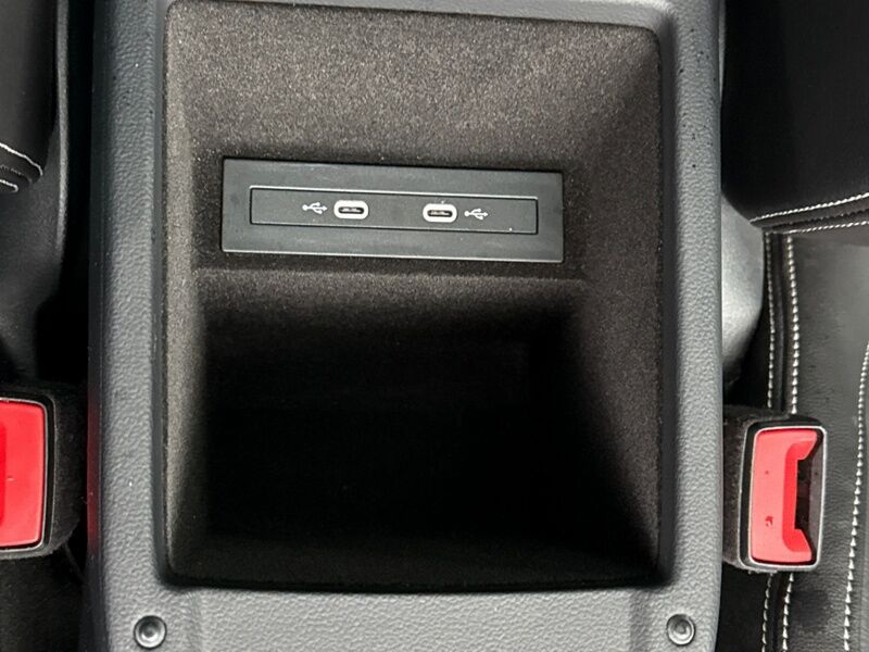 More views of Volkswagen Passat