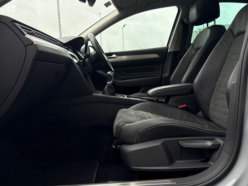 More views of Volkswagen Passat