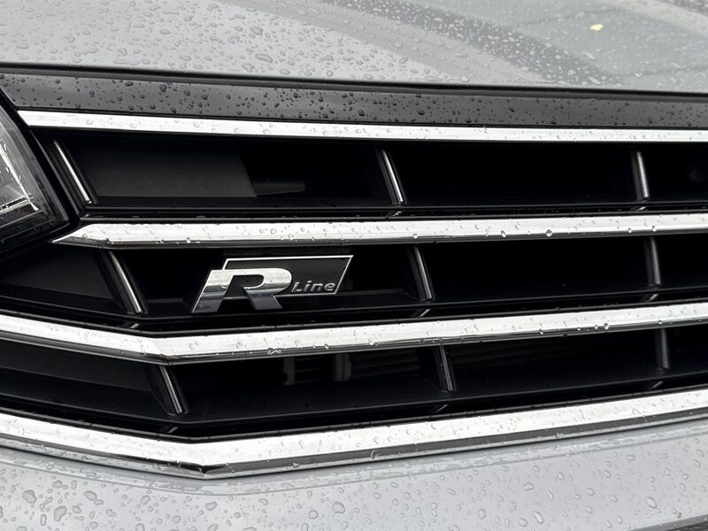 More views of Volkswagen Passat