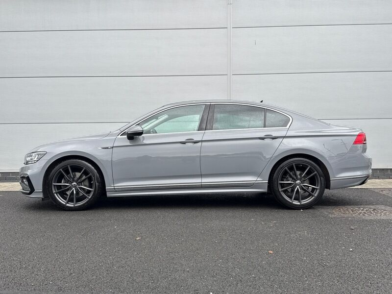 More views of Volkswagen Passat