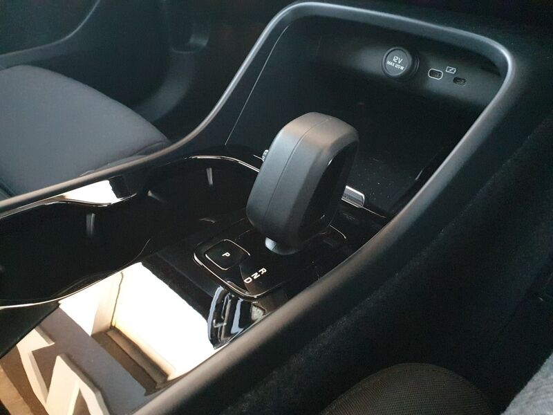 More views of Volvo C40