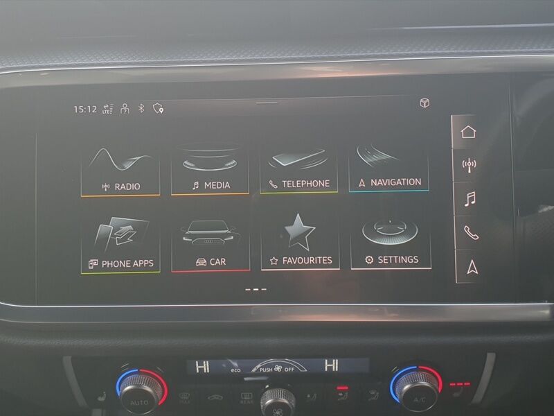 More views of Audi Q3