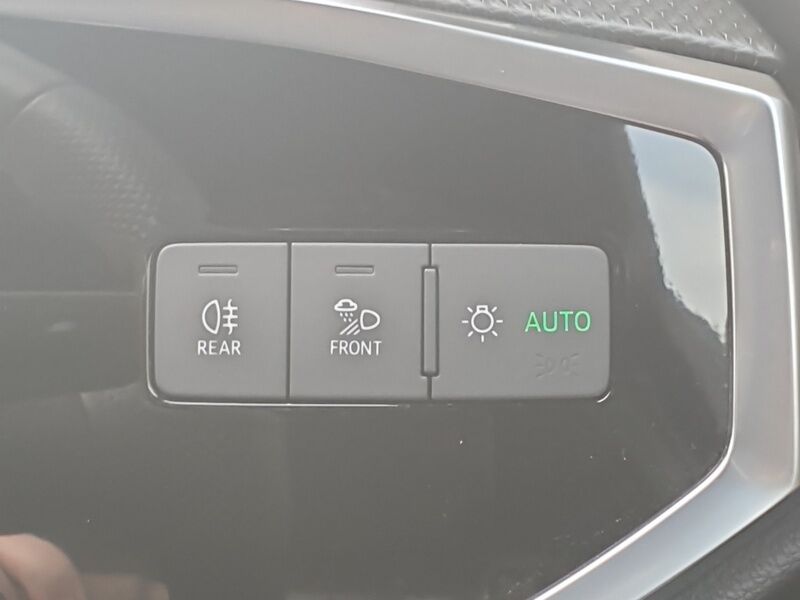 More views of Audi Q3