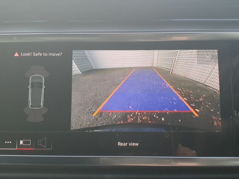 More views of Audi Q3