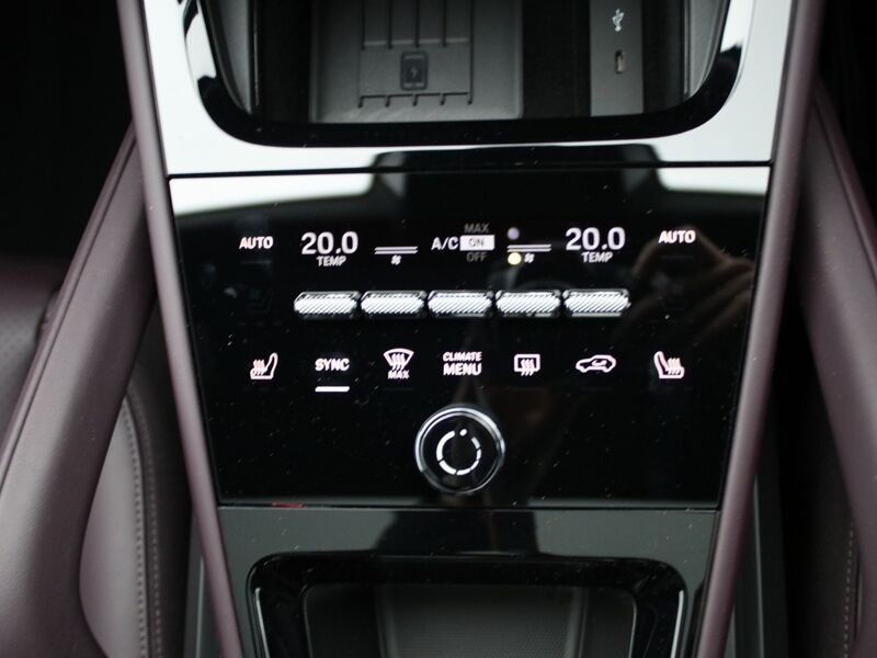 More views of Porsche Cayenne