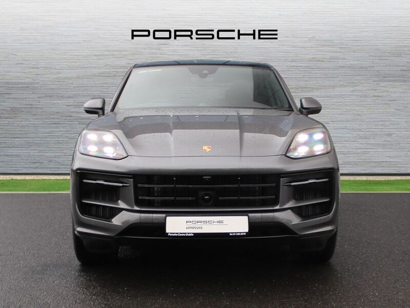More views of Porsche Cayenne