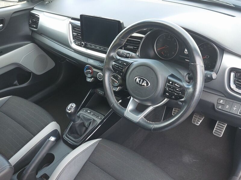 More views of Kia Stonic