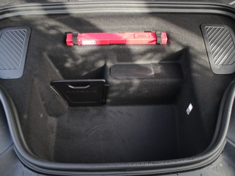 More views of Porsche Macan