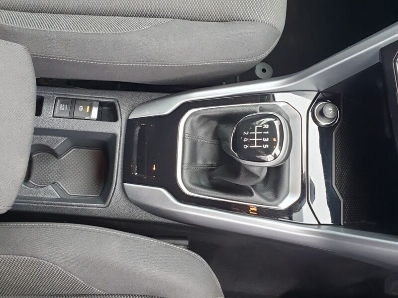 More views of Volkswagen T-Roc