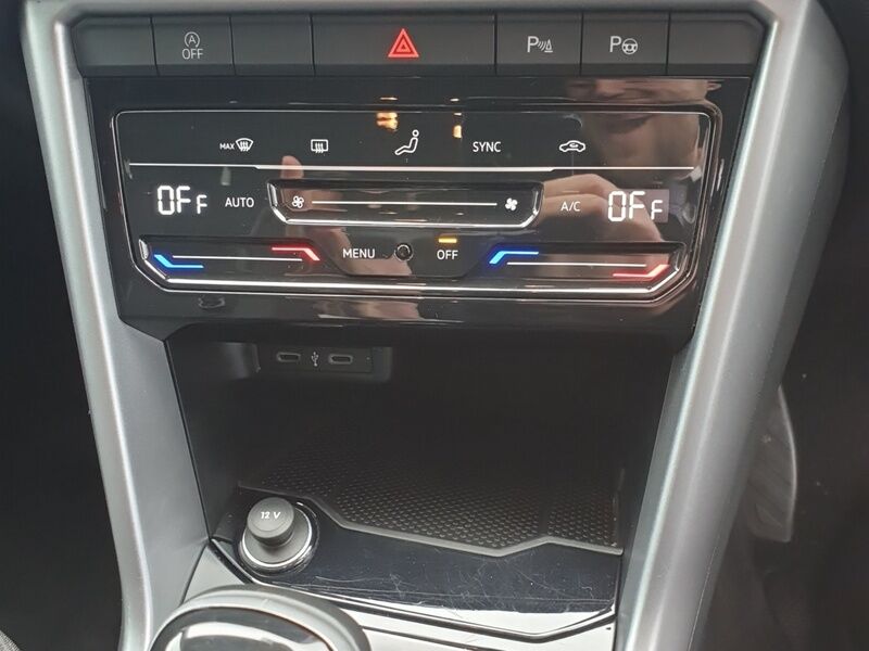 More views of Volkswagen T-Roc