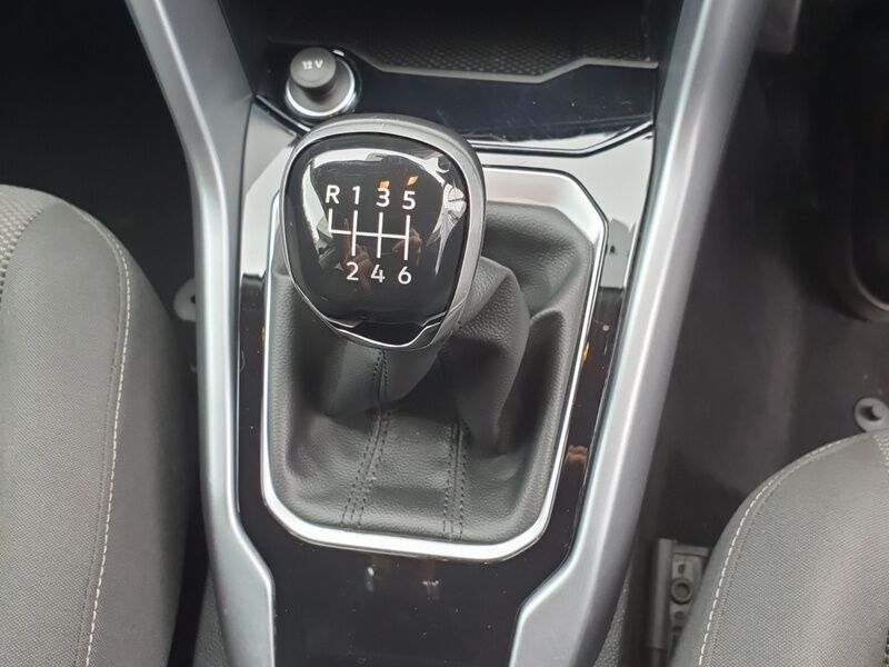 More views of Volkswagen T-Roc