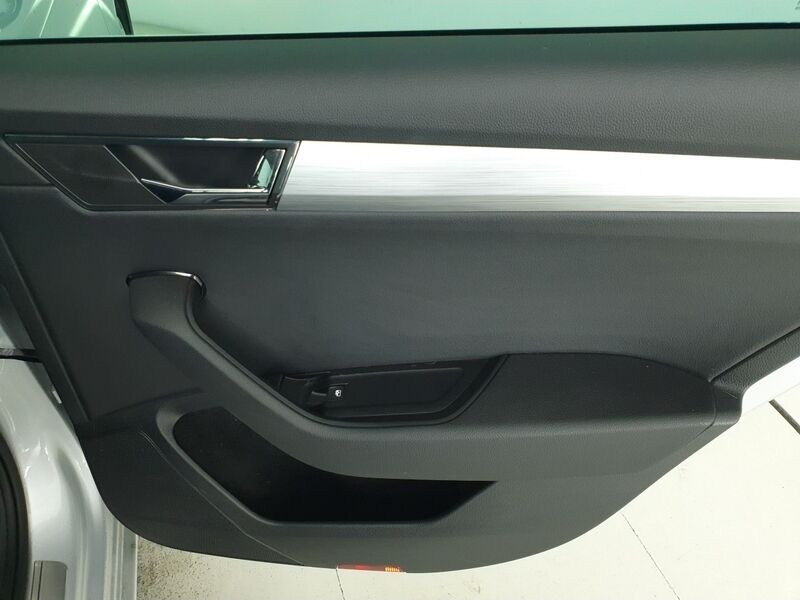 More views of Skoda Superb