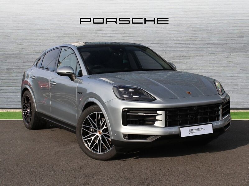 More views of Porsche Cayenne