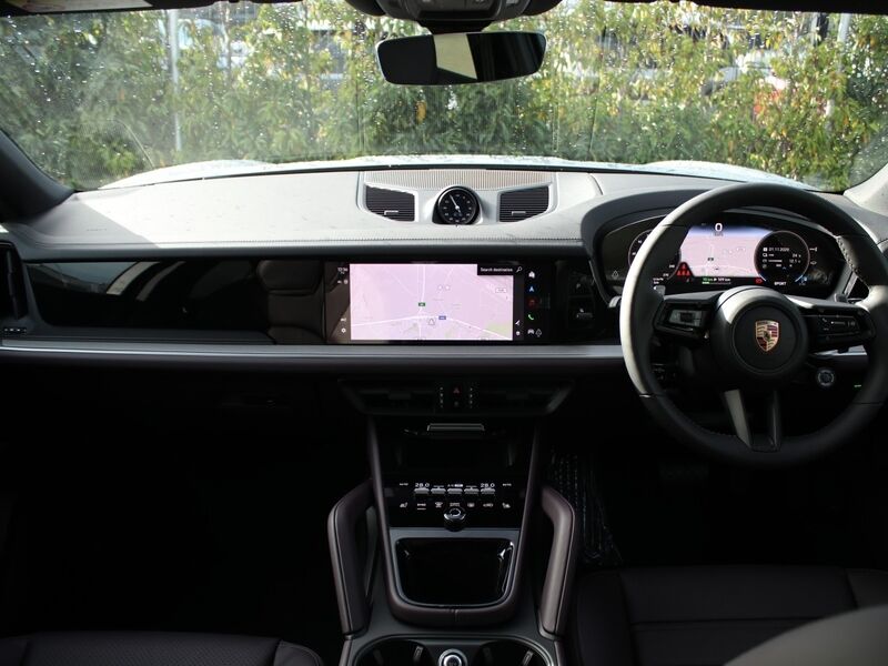 More views of Porsche Cayenne