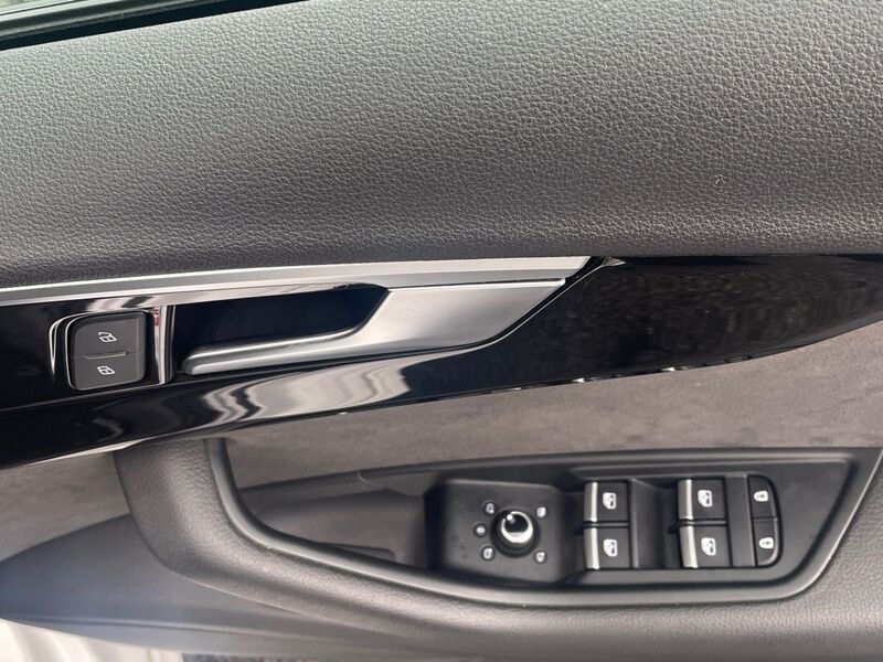 More views of Audi A4