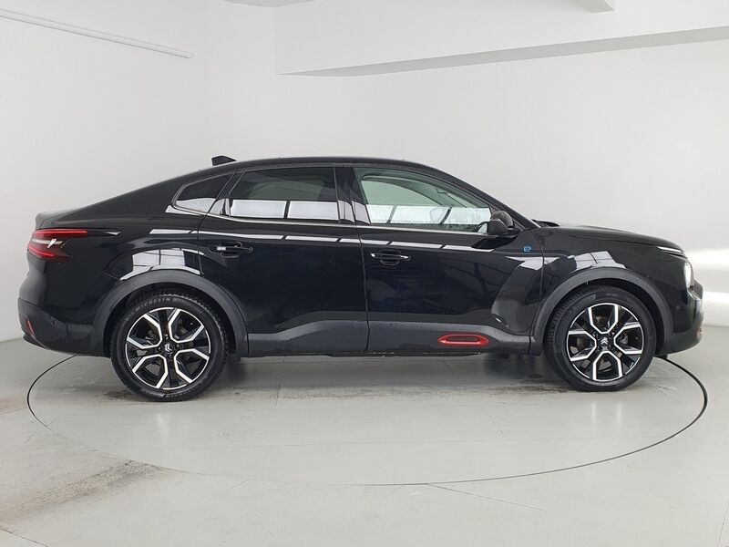 More views of Citroen E-C4 X 