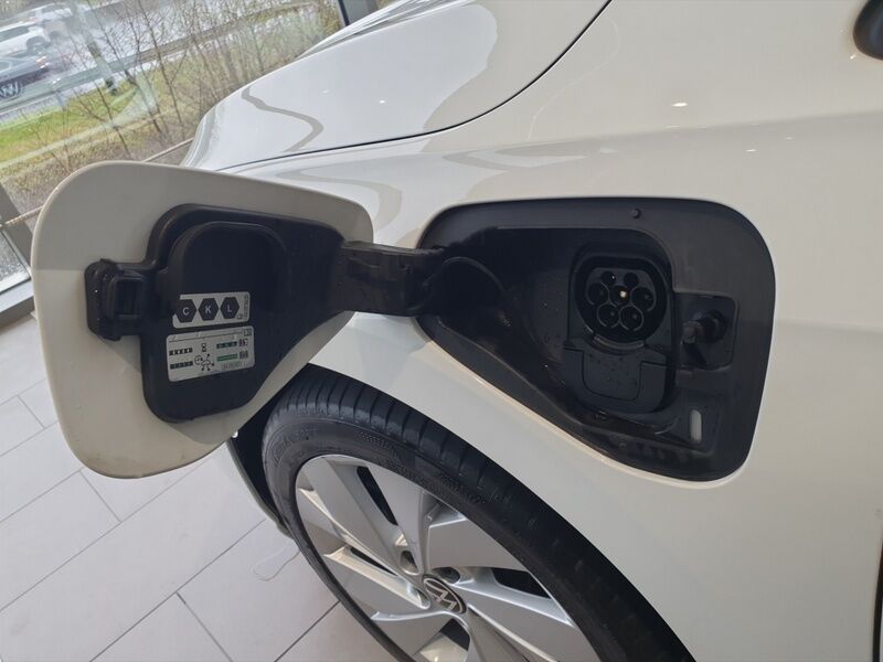 More views of Volkswagen Golf