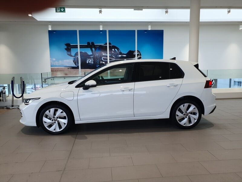 More views of Volkswagen Golf