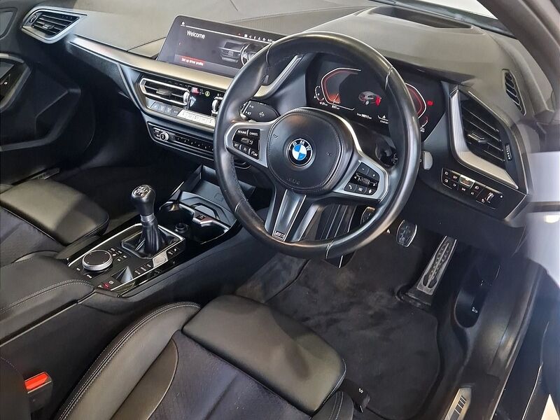 More views of BMW 1-Series