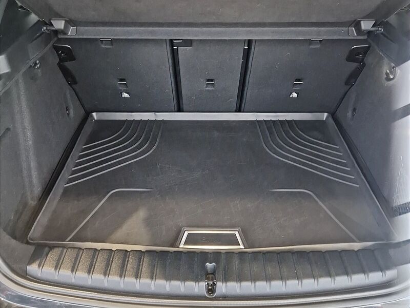 More views of BMW 1-Series