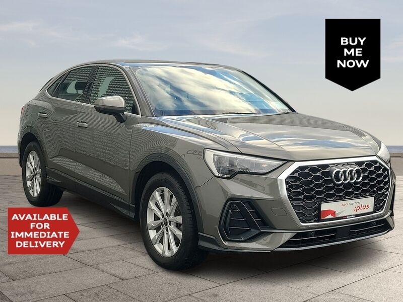 More views of Audi Q3