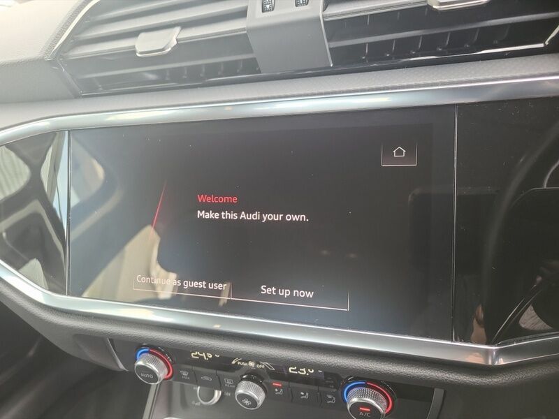 More views of Audi Q3