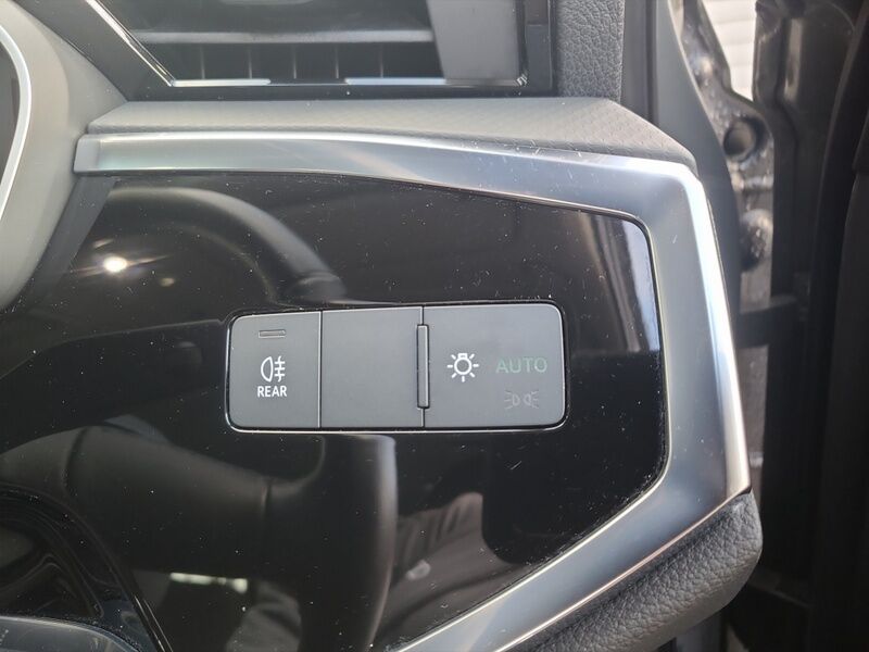 More views of Audi Q3