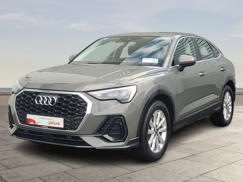 More views of Audi Q3